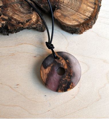 Picture of WOODEN NECKLACE