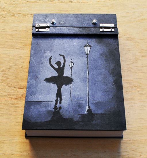 media.product.imagealternatetextformat.details