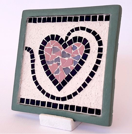 media.product.imagealternatetextformat.details