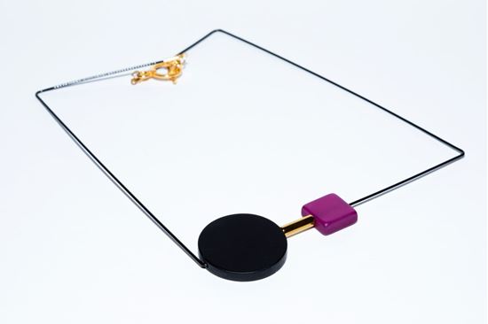 media.product.imagealternatetextformat.details