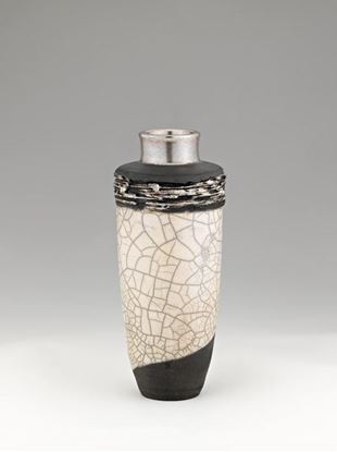Picture of Vase with reliefed neck