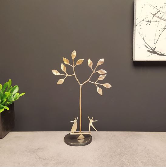 media.product.imagealternatetextformat.details