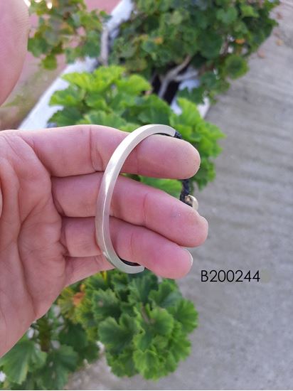 media.product.imagealternatetextformat.details