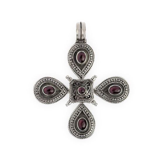 media.product.imagealternatetextformat.details