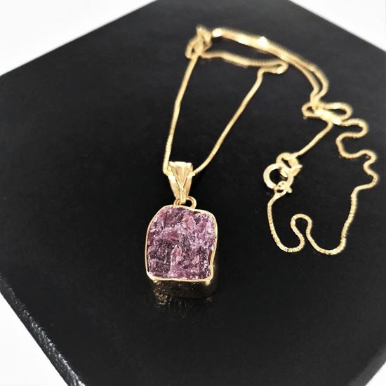 media.product.imagealternatetextformat.details