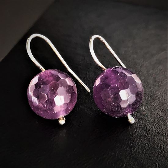 media.product.imagealternatetextformat.details