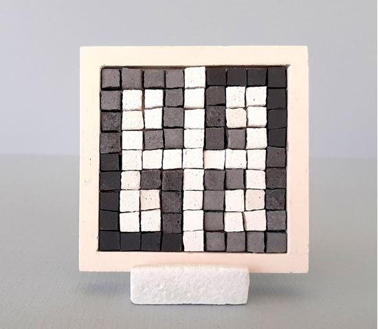 media.product.imagealternatetextformat.details