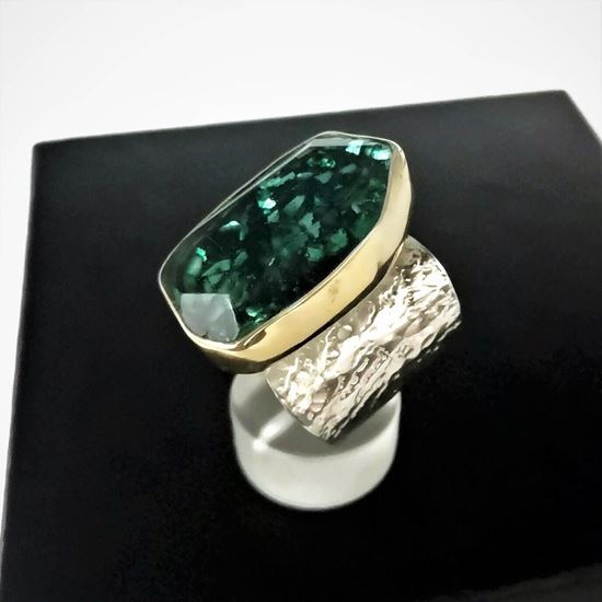 media.product.imagealternatetextformat.details