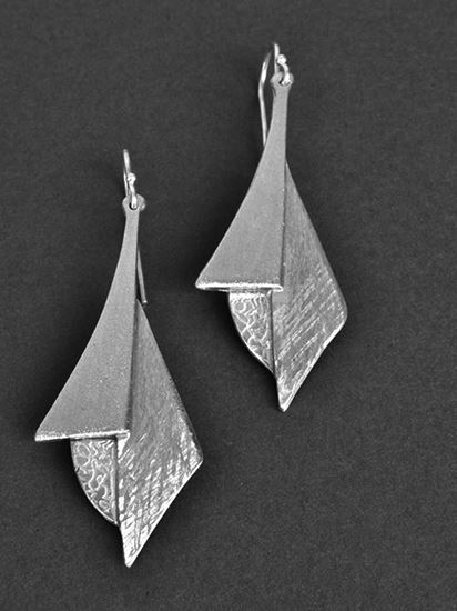 Picture of silver handmade earrings 