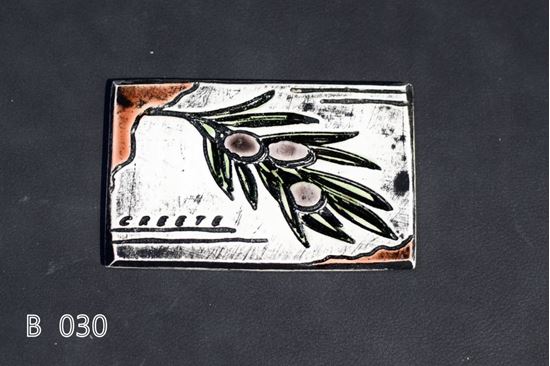 media.product.imagealternatetextformat.details