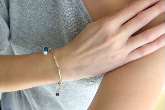 media.product.imagealternatetextformat.details