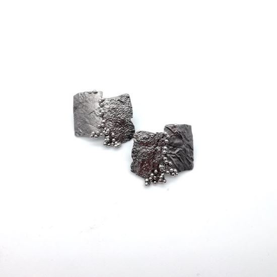 media.product.imagealternatetextformat.details