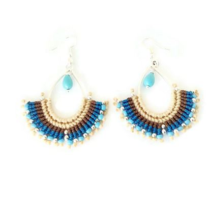 media.product.imagealternatetextformat