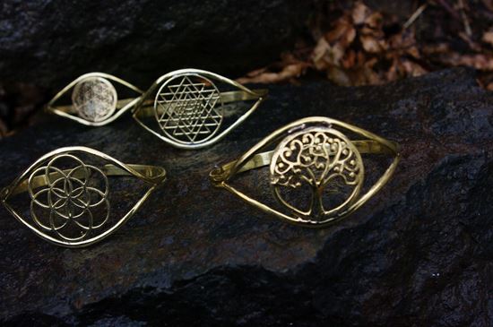 media.product.imagealternatetextformat.details