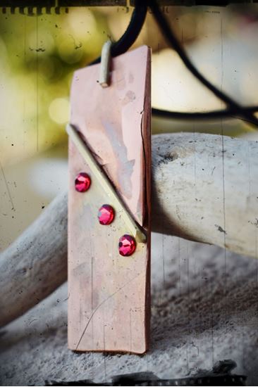 media.product.imagealternatetextformat.details