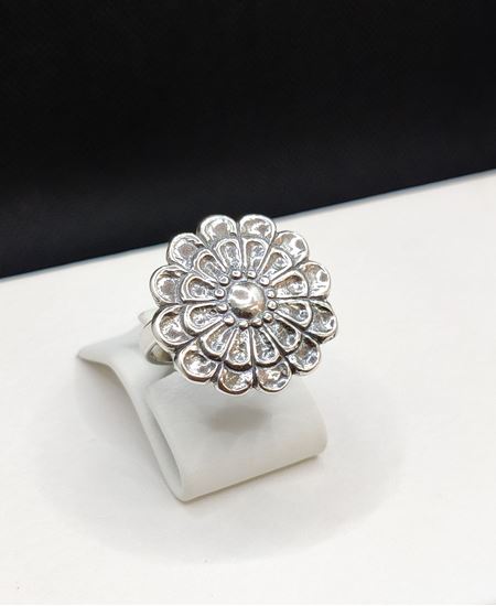 media.product.imagealternatetextformat.details