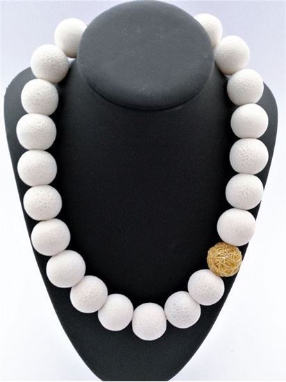 media.product.imagealternatetextformat.details