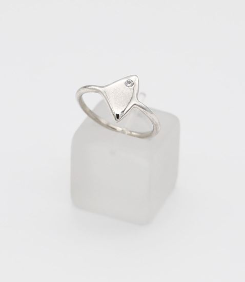 media.product.imagealternatetextformat.details