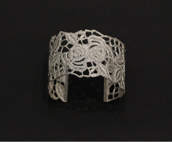 media.product.imagealternatetextformat.details