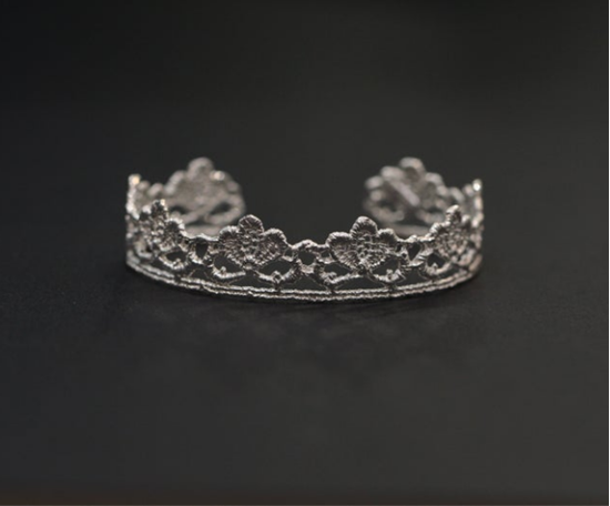 media.product.imagealternatetextformat.details