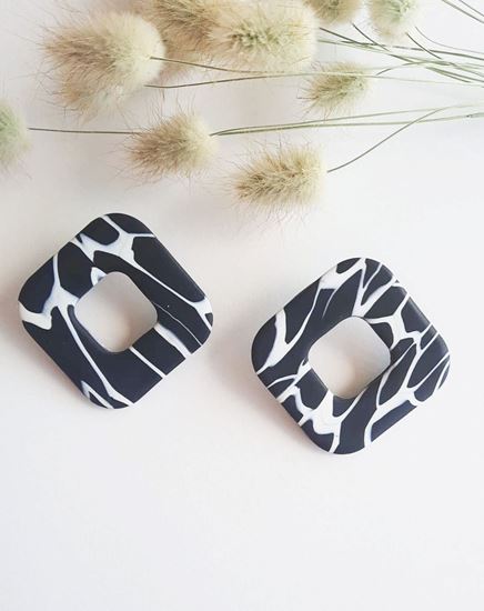 media.product.imagealternatetextformat.details