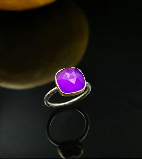 media.product.imagealternatetextformat.details