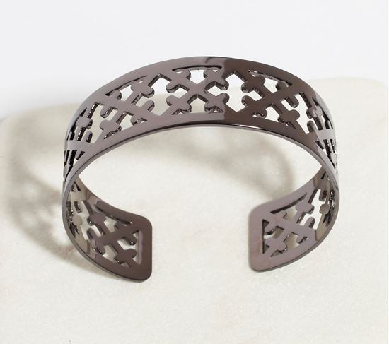 media.product.imagealternatetextformat.details