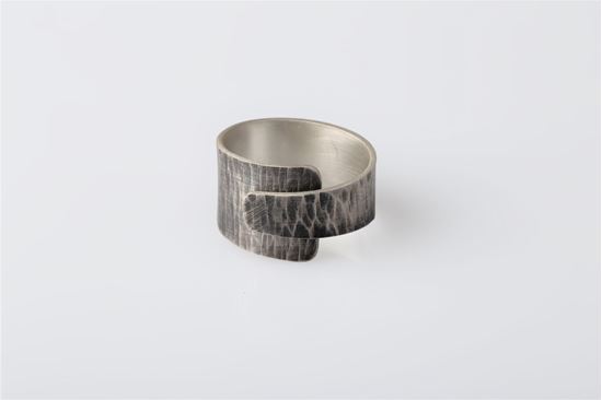 Picture of Silver textured band ring