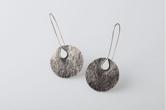 Picture of Silver teardrop earrings