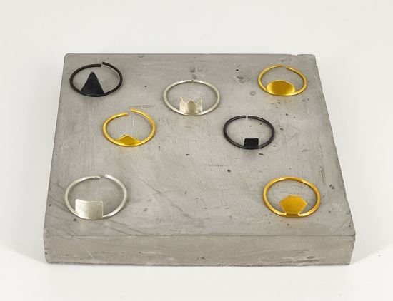 media.product.imagealternatetextformat.details