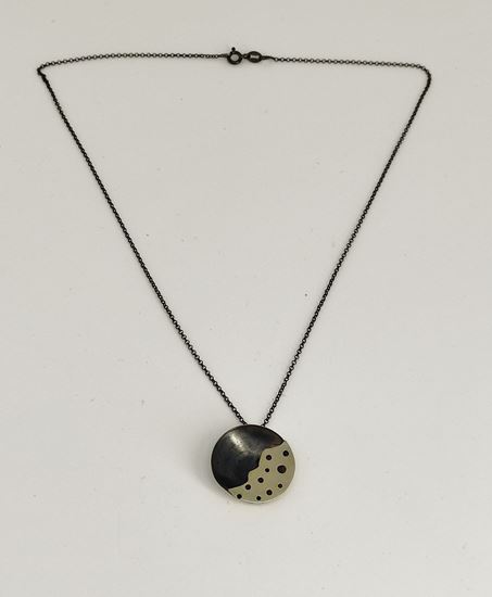 media.product.imagealternatetextformat.details