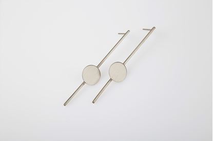 Picture of Long bar earrings with discs