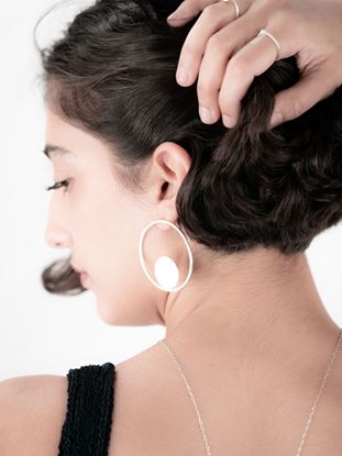 Picture of Modern circle earrings with discs
