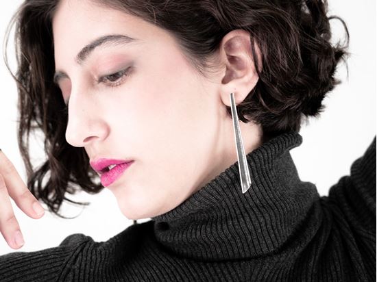 Picture of Long half tube earrings