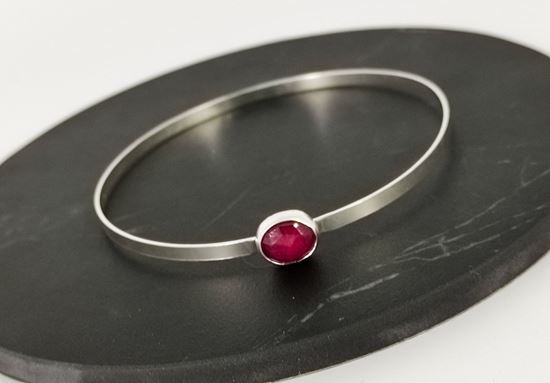 media.product.imagealternatetextformat.details