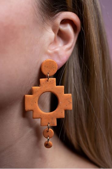 media.product.imagealternatetextformat.details