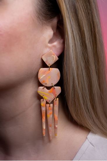 media.product.imagealternatetextformat.details