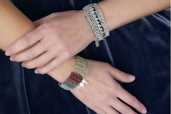 media.product.imagealternatetextformat.details