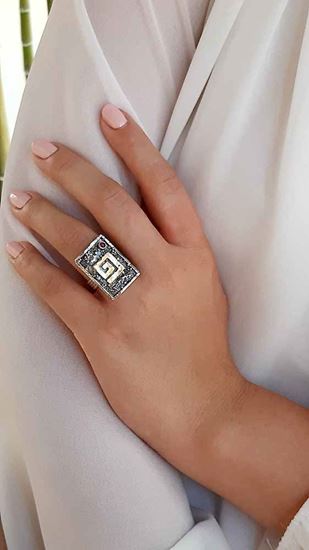 media.product.imagealternatetextformat.details