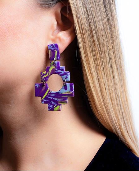 media.product.imagealternatetextformat.details